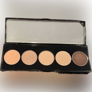 Bobbi Brown Blush Nudes Eye Shadow Palette